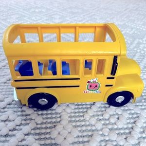 Cocomelon musical yellow School Bus Singing Toy